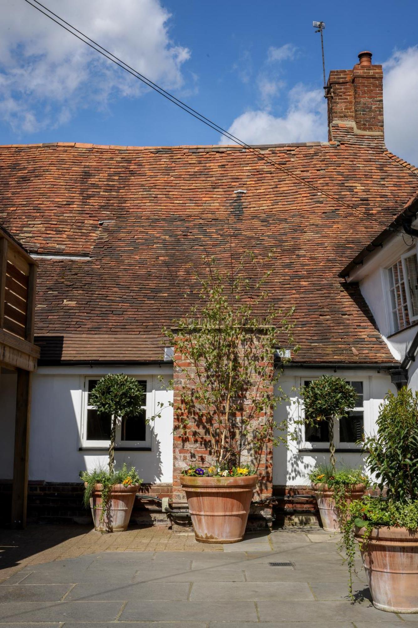 The Windmill Hotel Maidstone Exterior photo