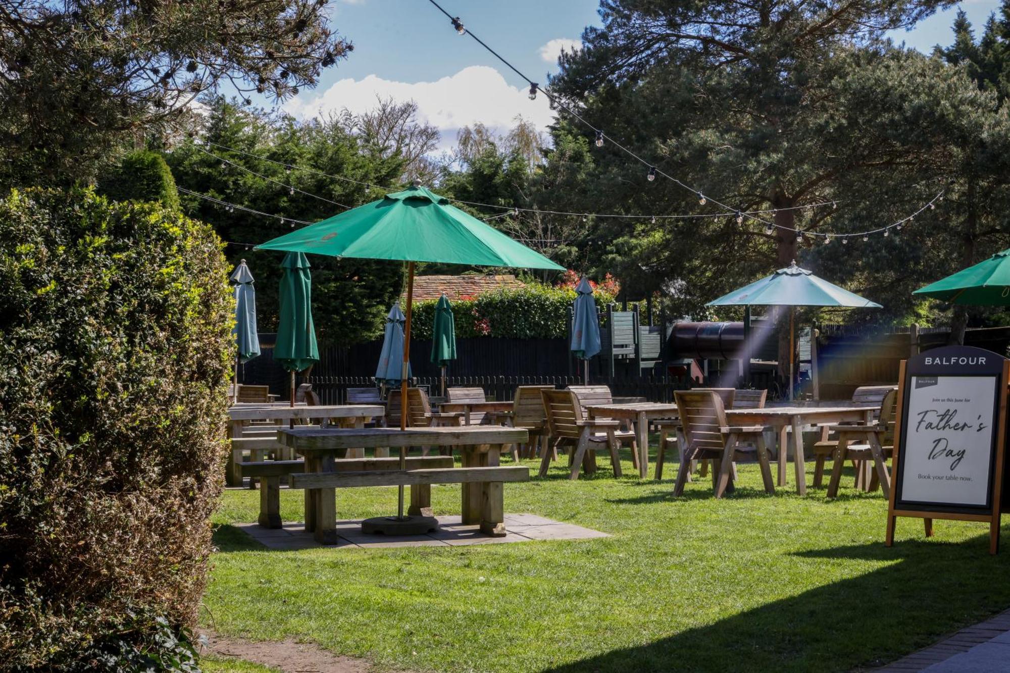 The Windmill Hotel Maidstone Exterior photo